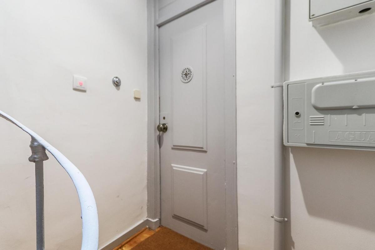 Apartamento Campo De Ourique Modern Bright With Office